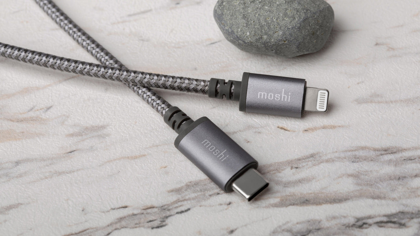Integra USB-C charge/sync cable with Lightning connector